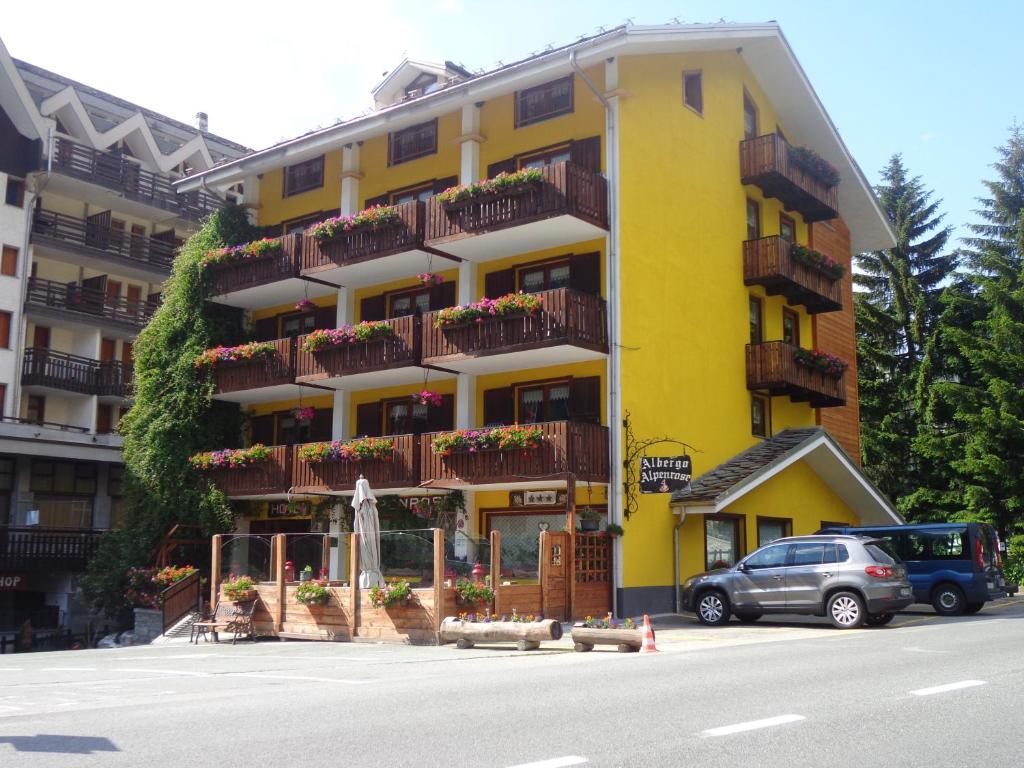 Albergo Alpenrose Ski&Bike Mountain Hotel 그레서니세인트존 외부 사진